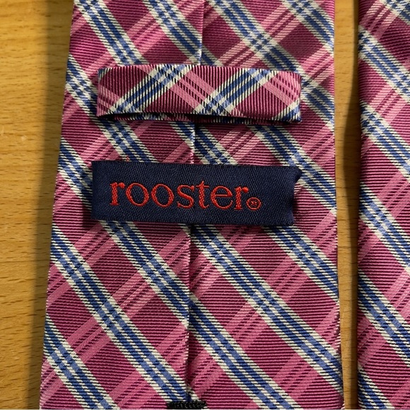 ROOSTER Men’s 100% Silk Tie in Raspberry Royal - Picture 3 of 5